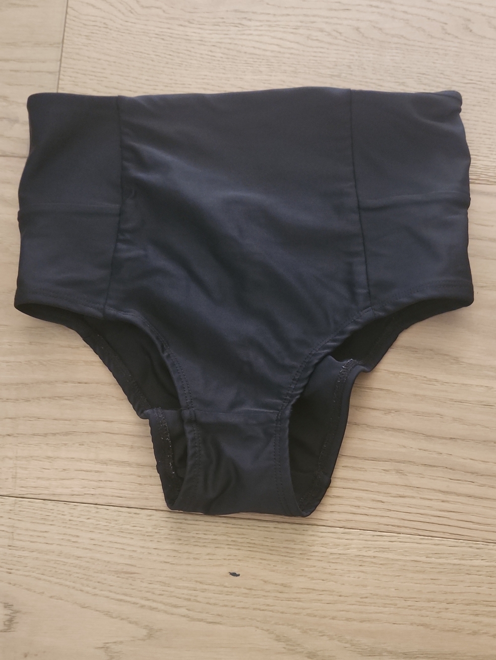 High-Waist Women’s Swim Briefs in Black